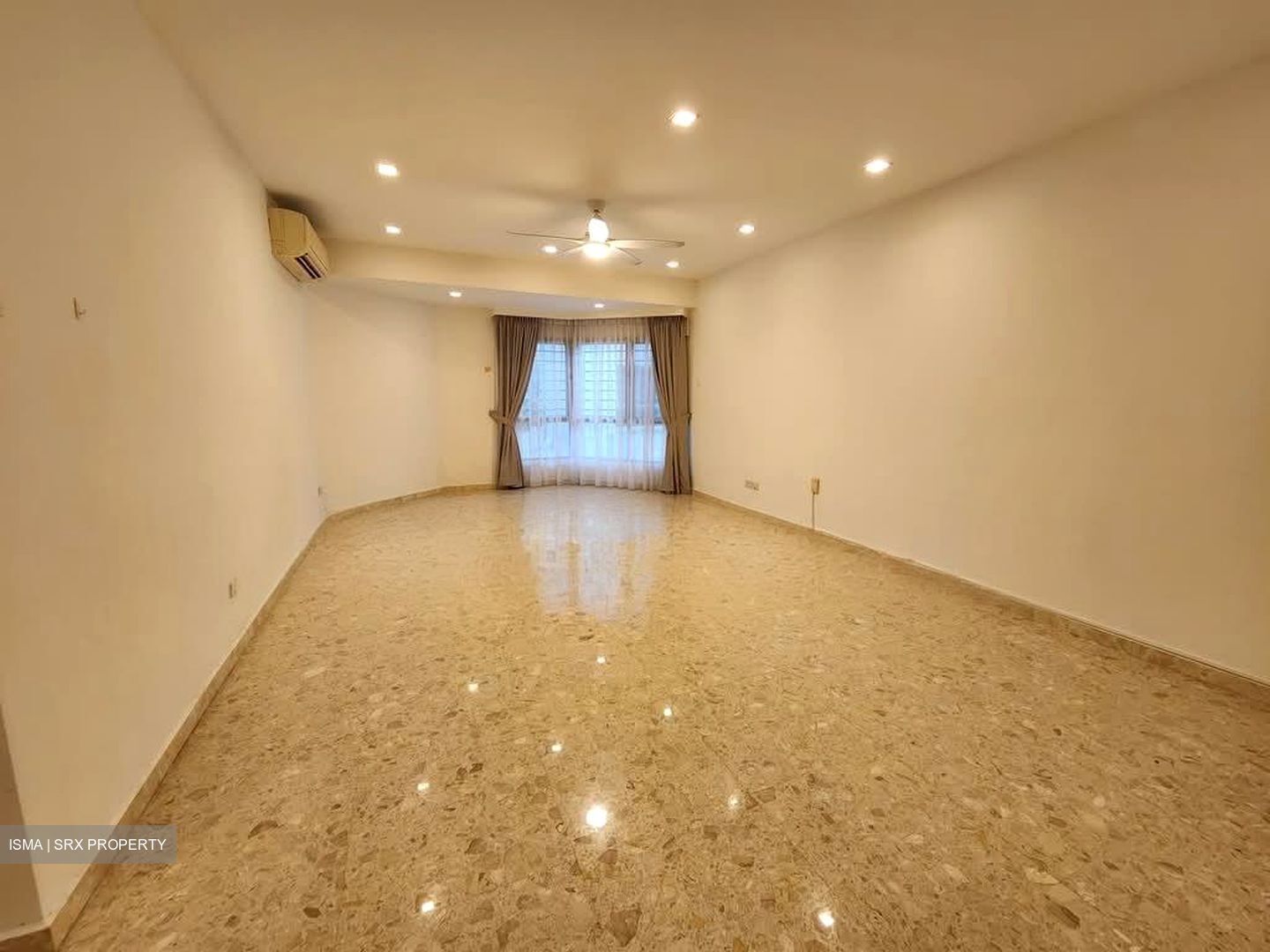 Eastwood Centre (D16), Apartment #588875761